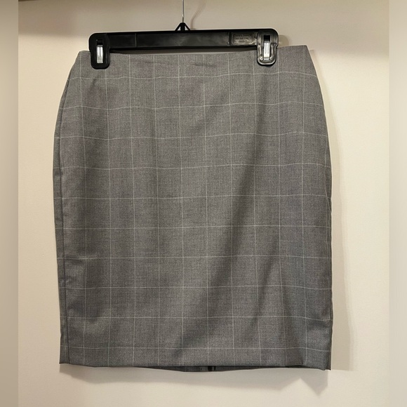 New With Tags Banana Republic Skirt - Picture 1 of 4